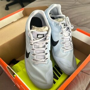 NIB Nike Zoom Rival D 10 Running Spikes, Light blue with black, M 7.5/W 9